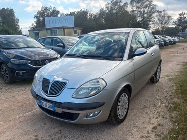 LANCIA YPSILON 1.2 BENZINA 166.000 KM ADATTA NEOPATENTATI