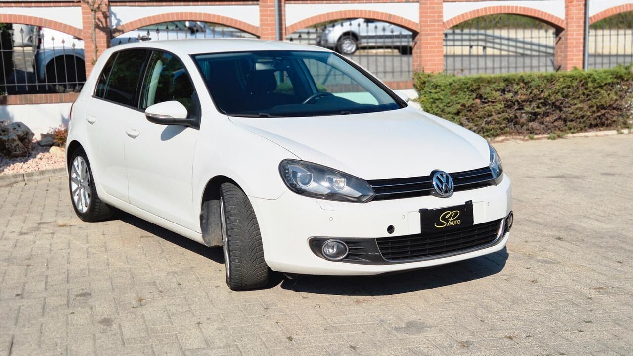 Volkswagen Golf 1.6 105cv/Automatica/ Adatta Neopatentati