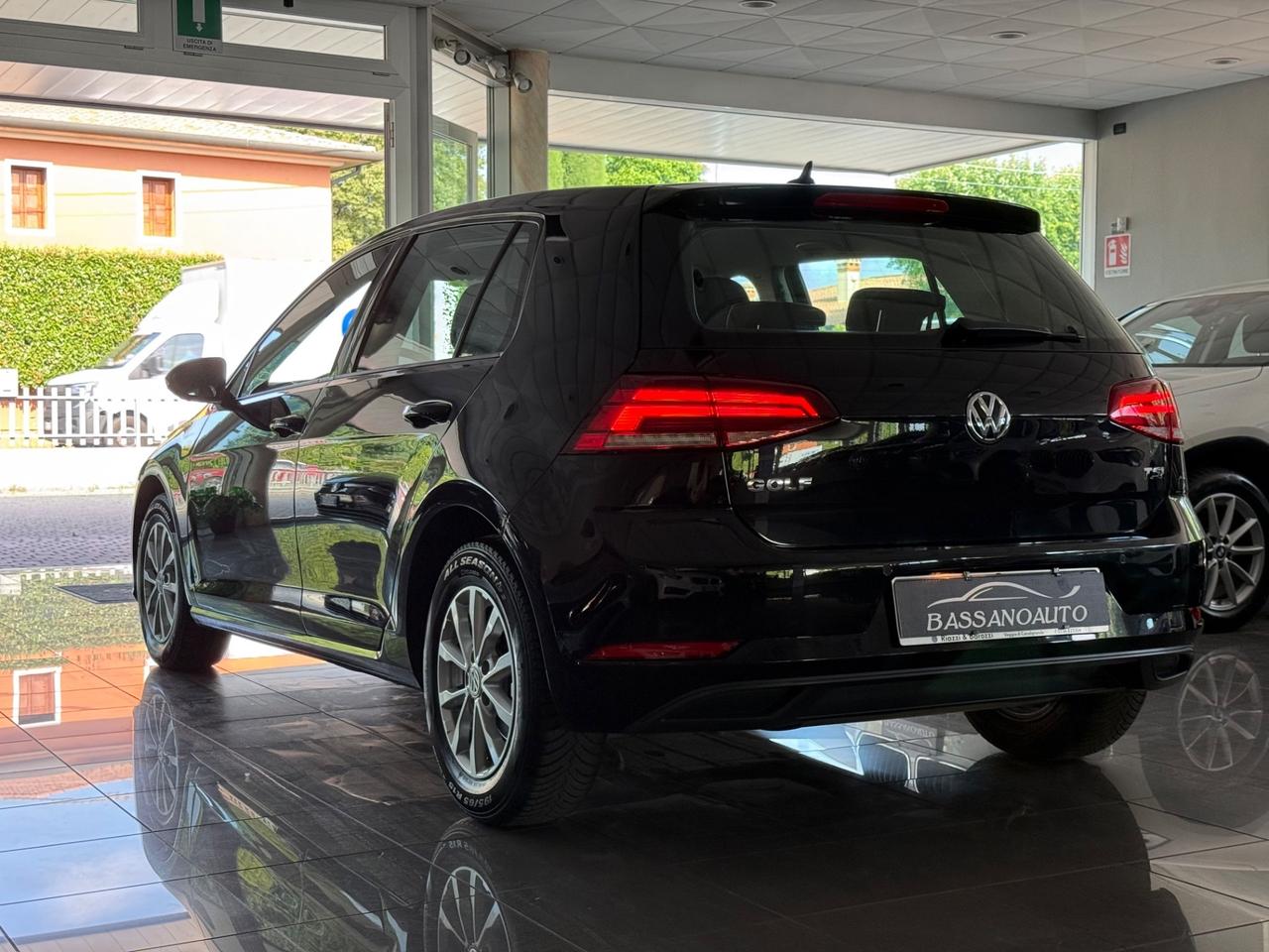 Volkswagen Golf p 5p 1.0 tsi Trendline 85cv NEOPATENTATI !!