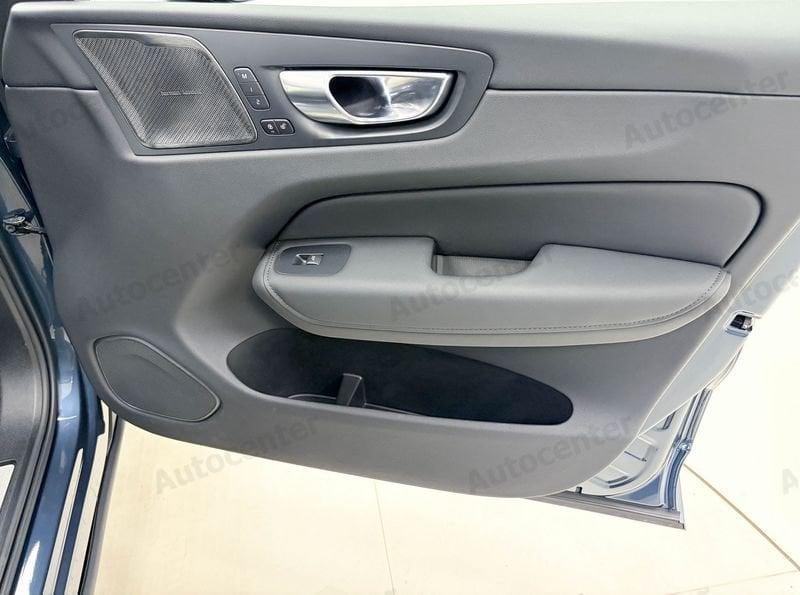 Volvo XC60 XC60 T6 PLUG IN ULTRA BLACK EDITION AWD AUT