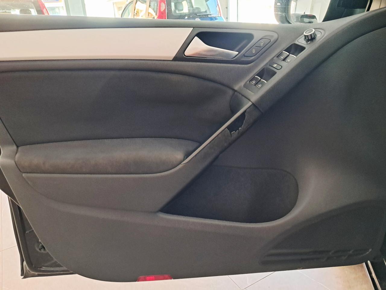 Volkswagen Golf 2.0 TDI 110CV