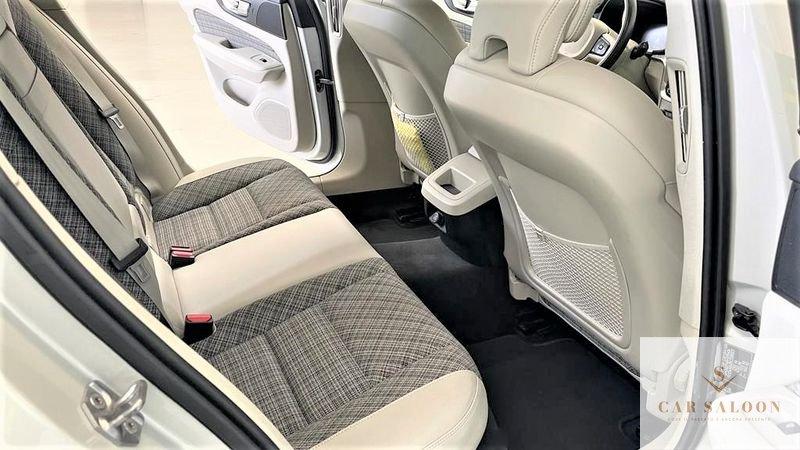Volvo V60 D4 Geartronic Momentum - IVA INCLUSA - 190CV SPLENDIDA!