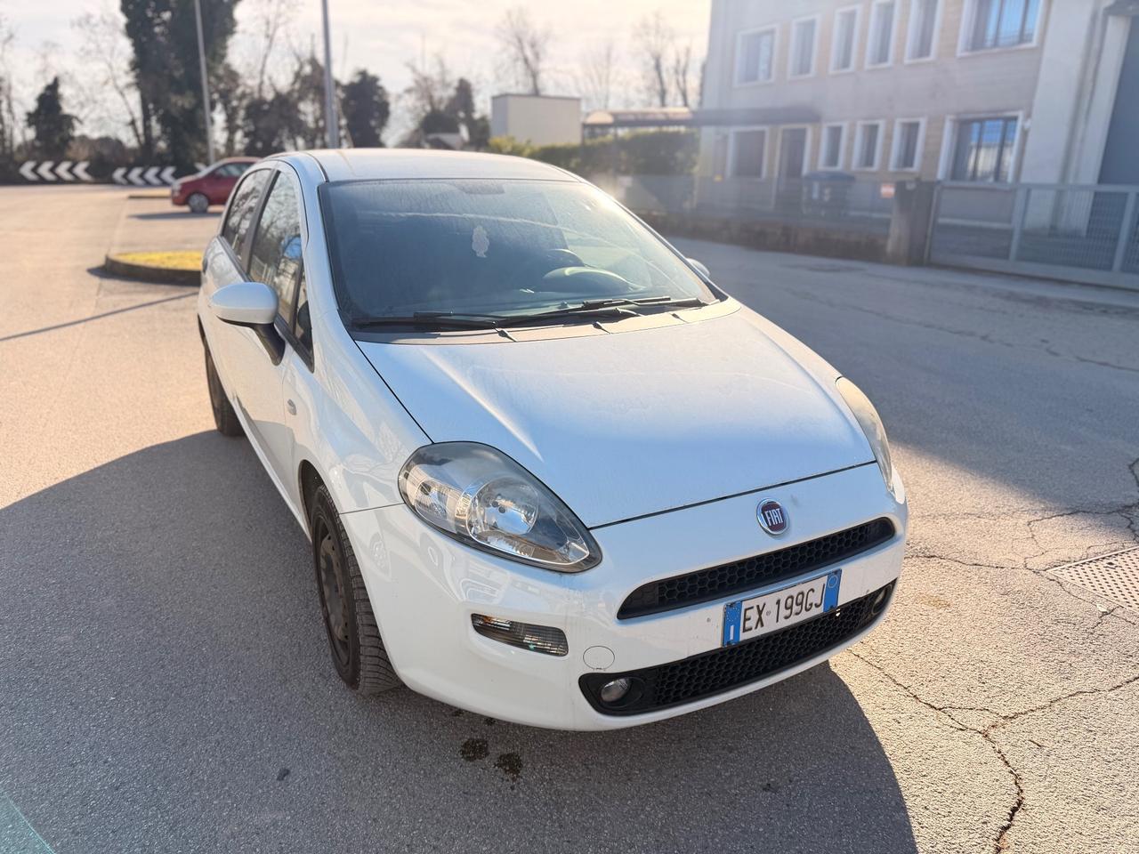 Fiat Punto 1.3 MJT 2014 km156mila neopatentati