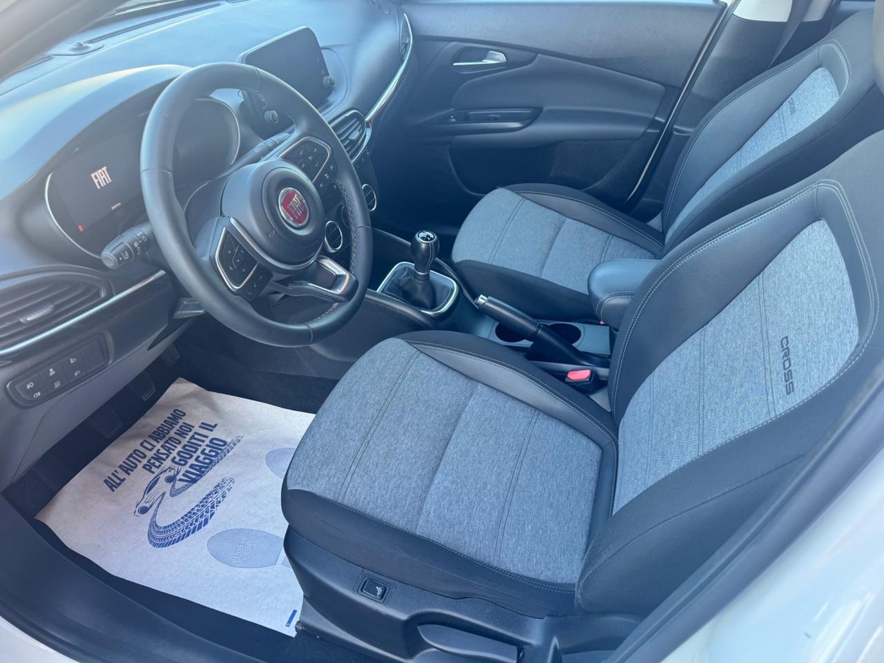 Fiat Tipo 1.0 5 porte Cross