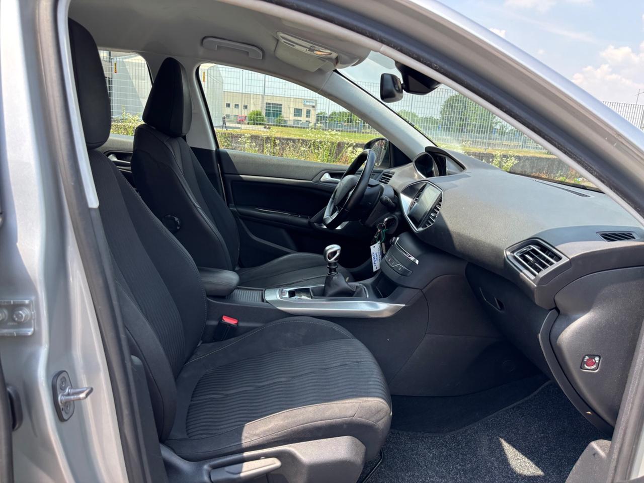 Peugeot 308 BlueHDi 1.6 120Cv GARANZIA