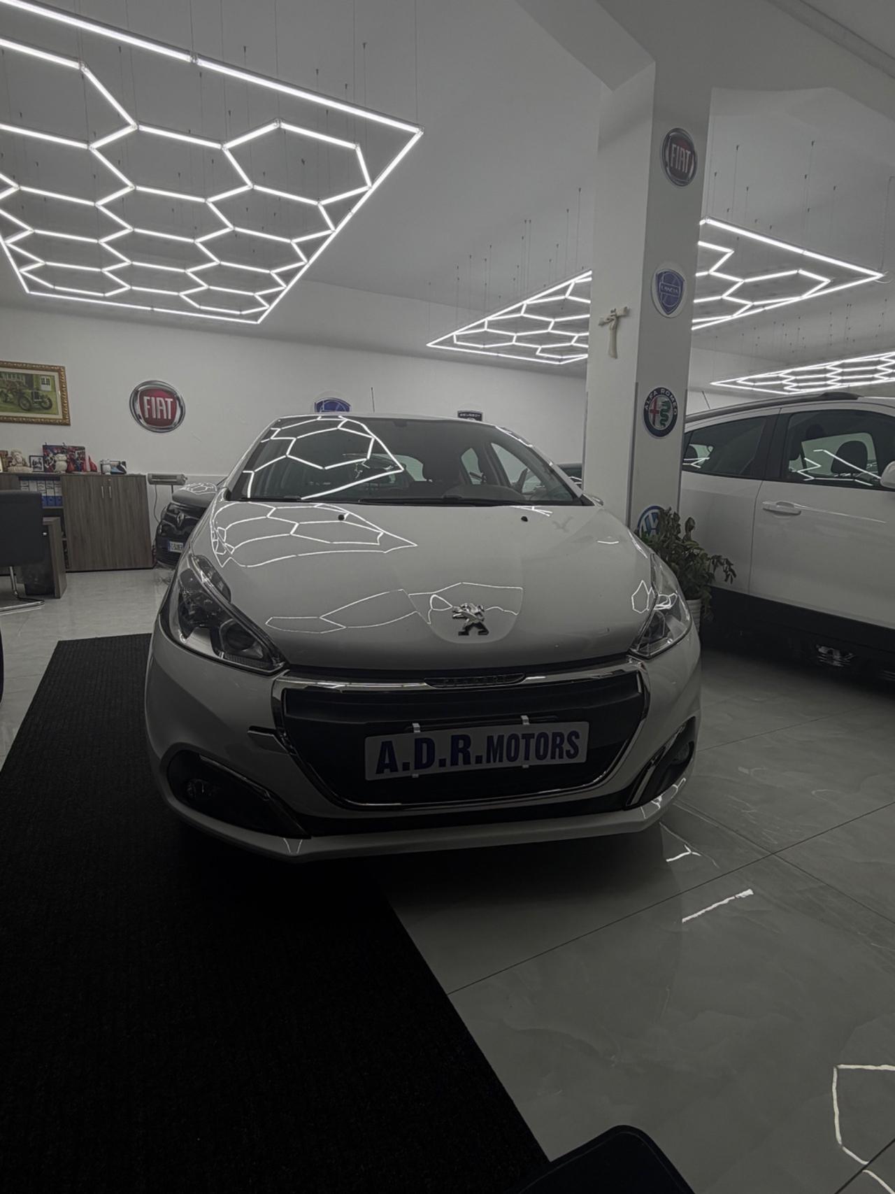 Peugeot 208 PureTech 82 5p. GPL Allure