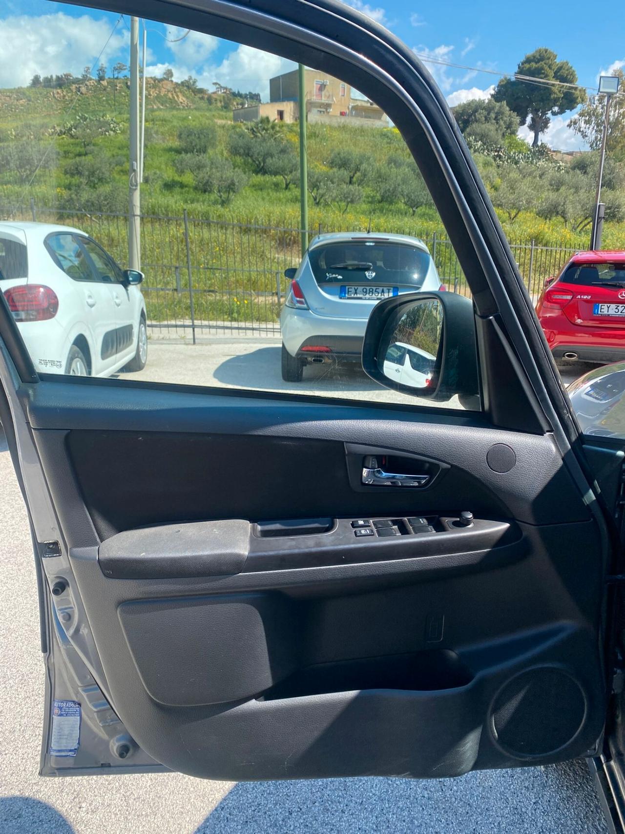 Fiat Sedici 2.0 MJT 16V DPF 4x4 Experience