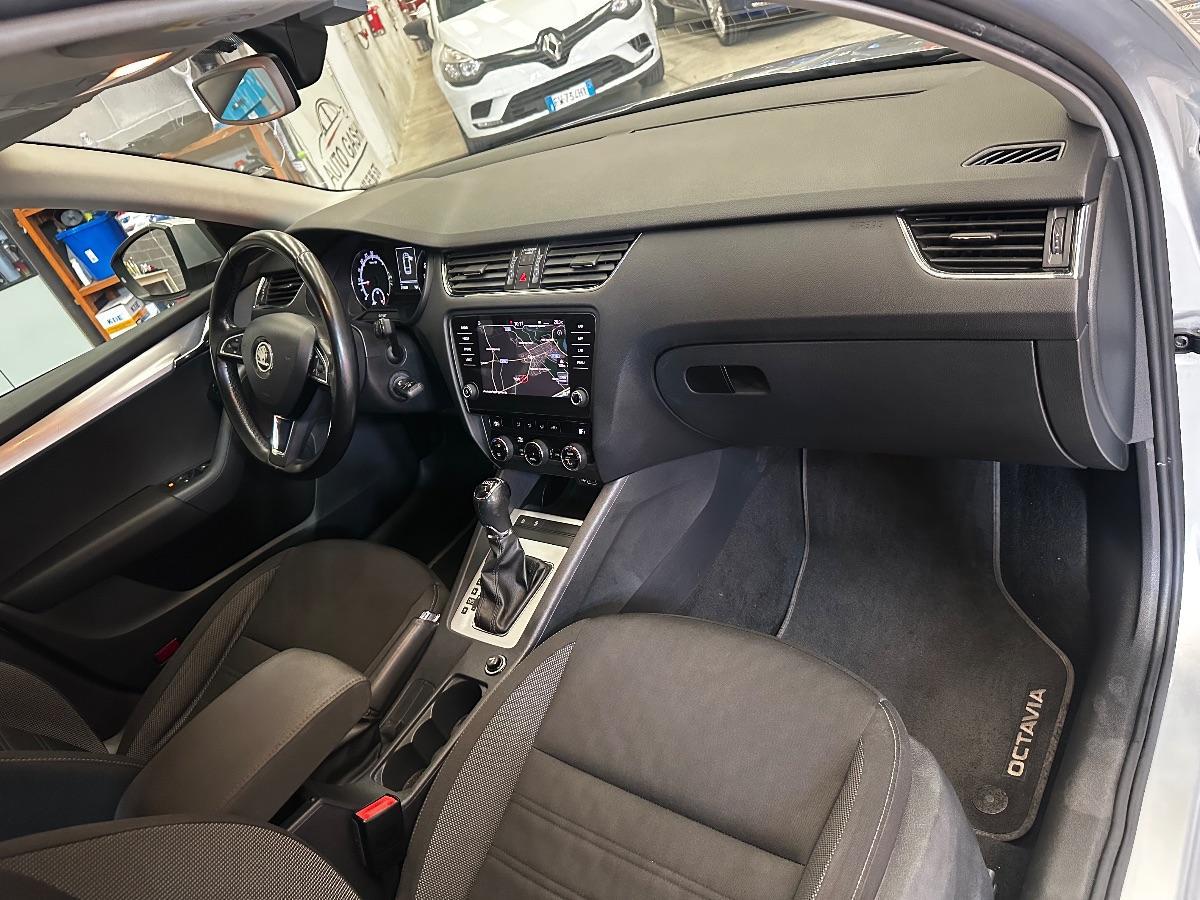 SKODA - Octavia - 1.6 TDI SCR 115 CV DSG Style