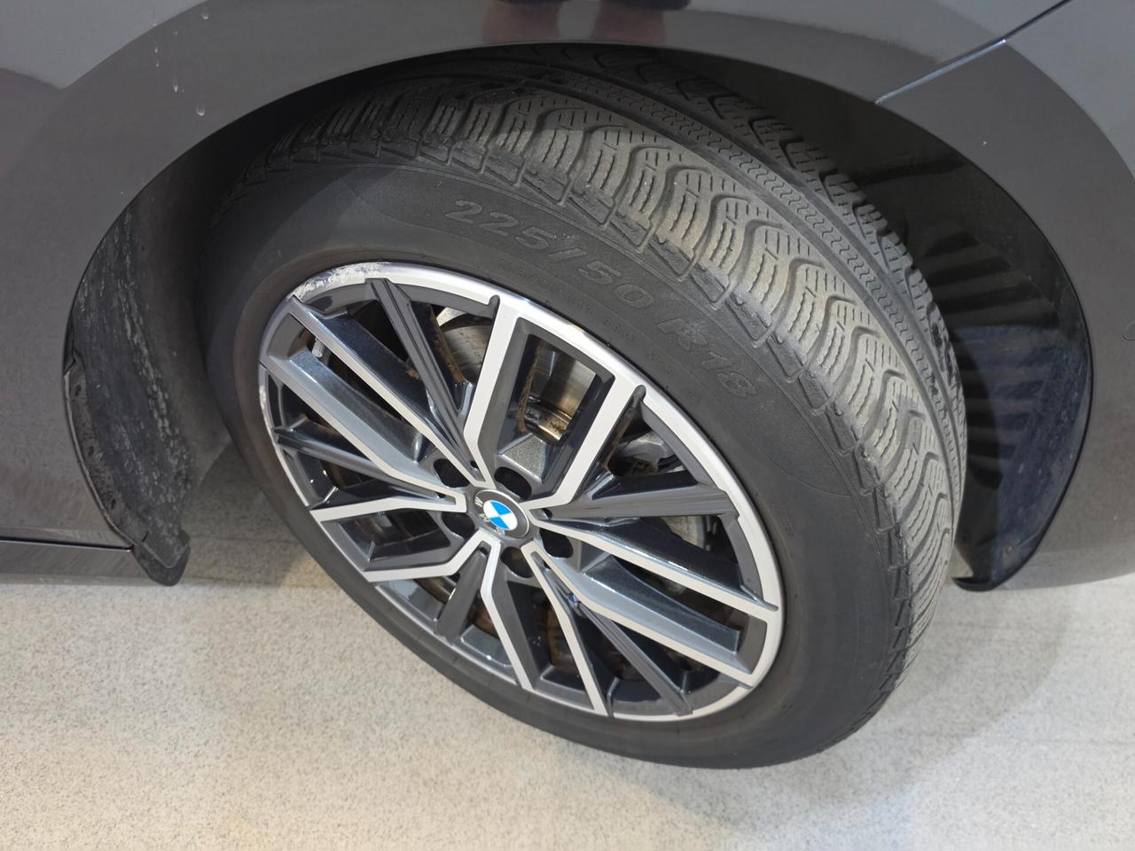 Bmw 2er Active Tourer 218d Msport