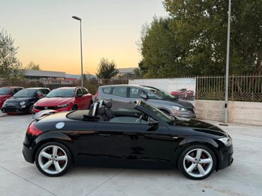 Audi TT 2.0 Tdi -QUATTRO- S LINE (CABRIO)