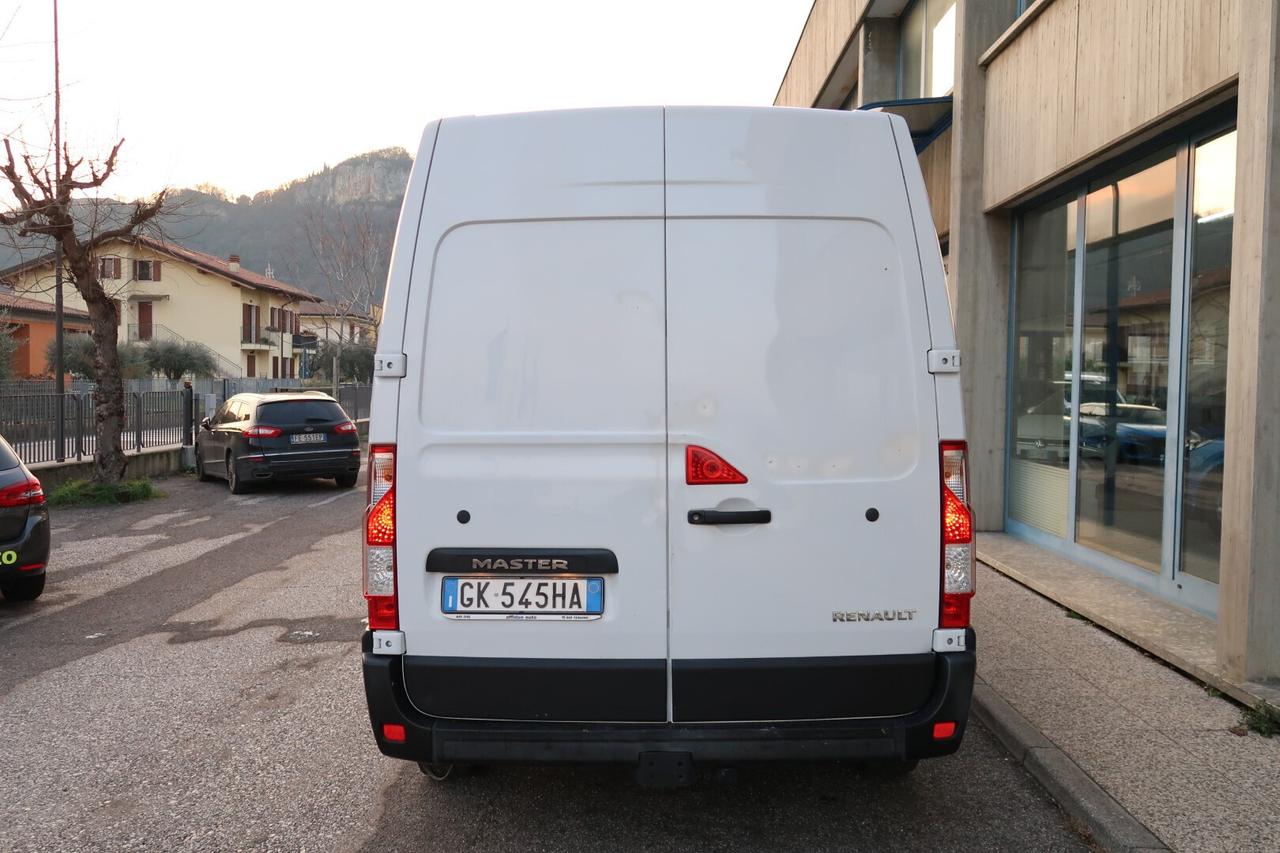 Renault Master T35 2.3 dCi 110 DC 7 Posti N1 Van