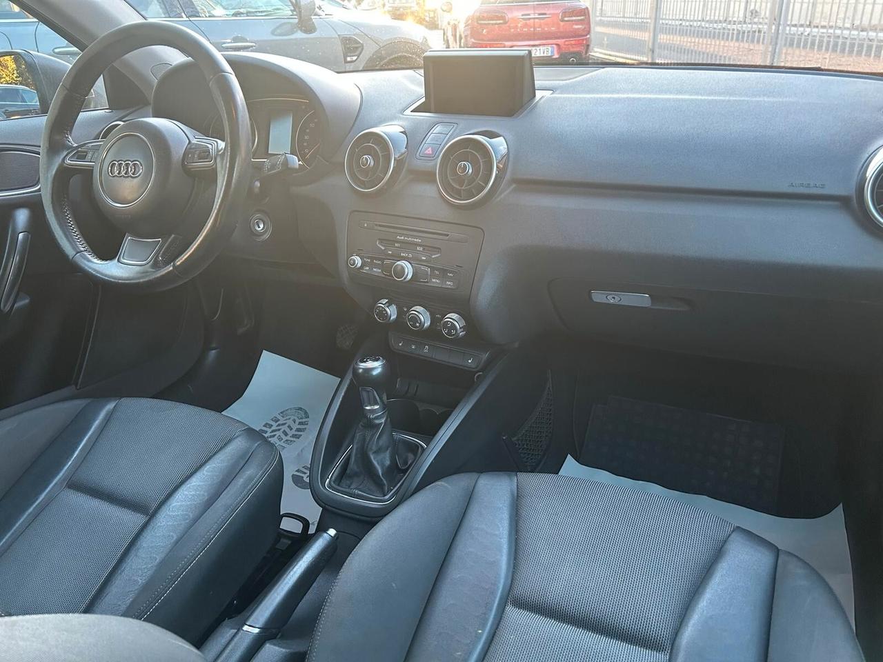 Audi A1 1.6 TDI Attraction