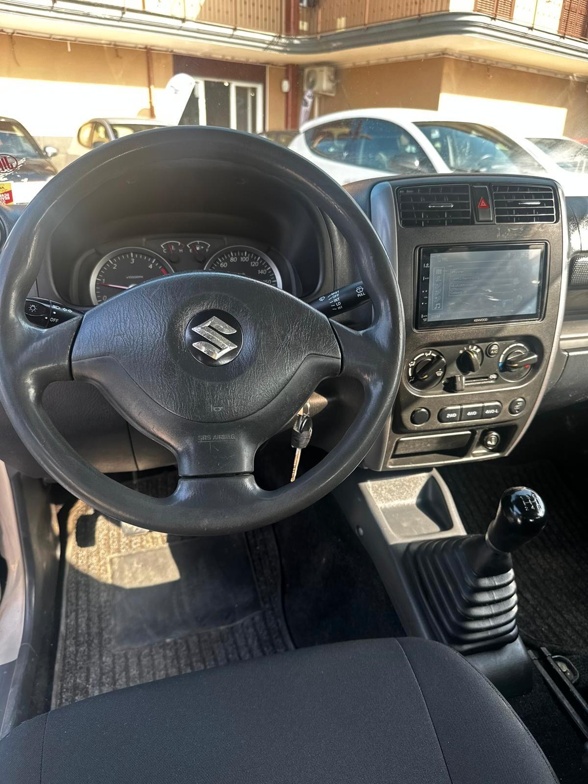 Suzuki Jimny 1.5 DDiS cat 4WD JLX