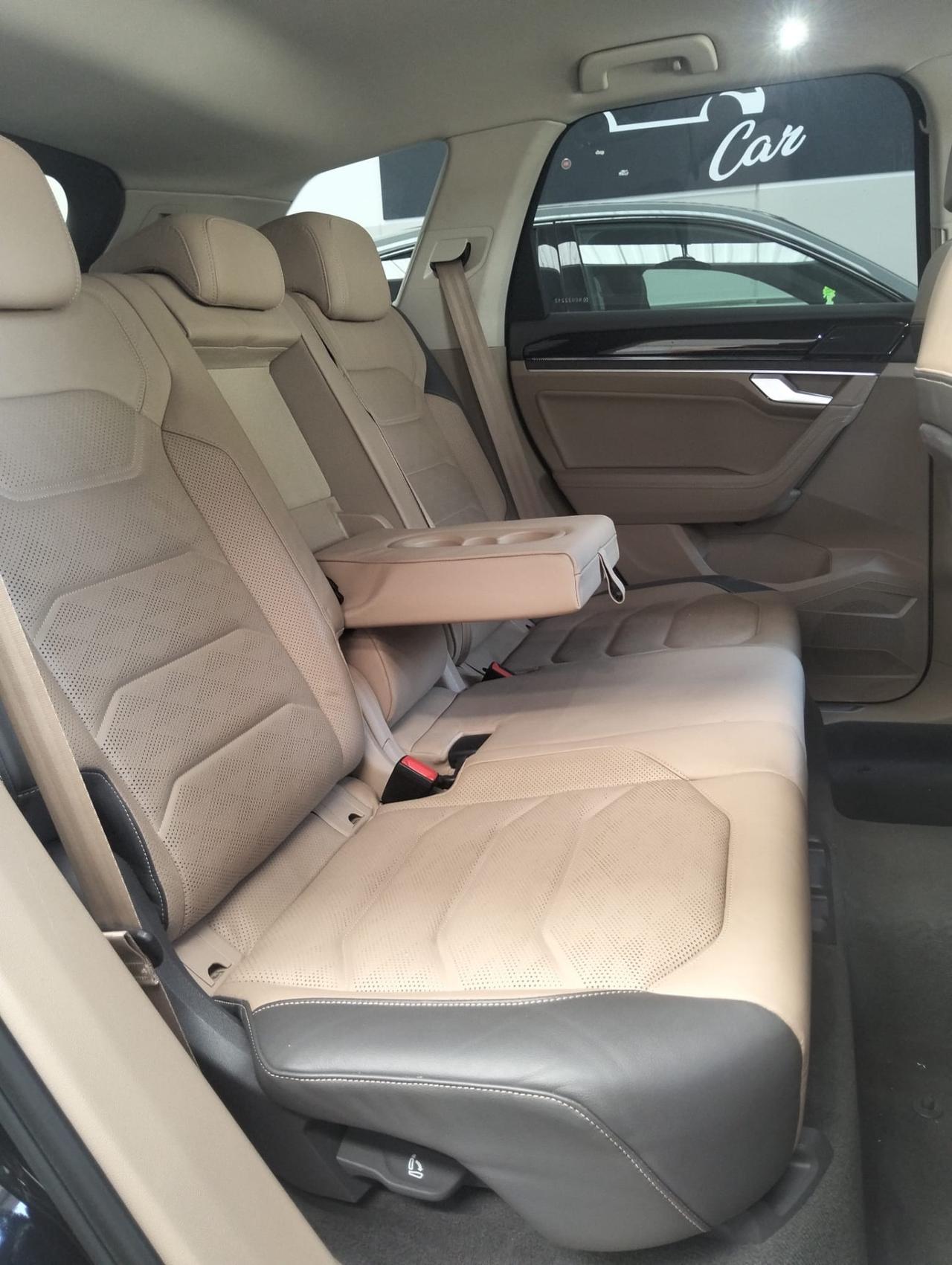 Volkswagen Touareg 3.0 V6 TDI SCR Atmosphere