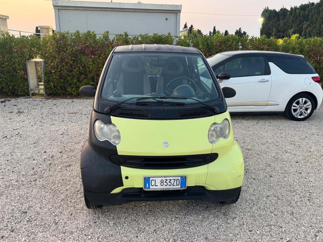 Smart ForTwo 700 coupé pure (45 kW)