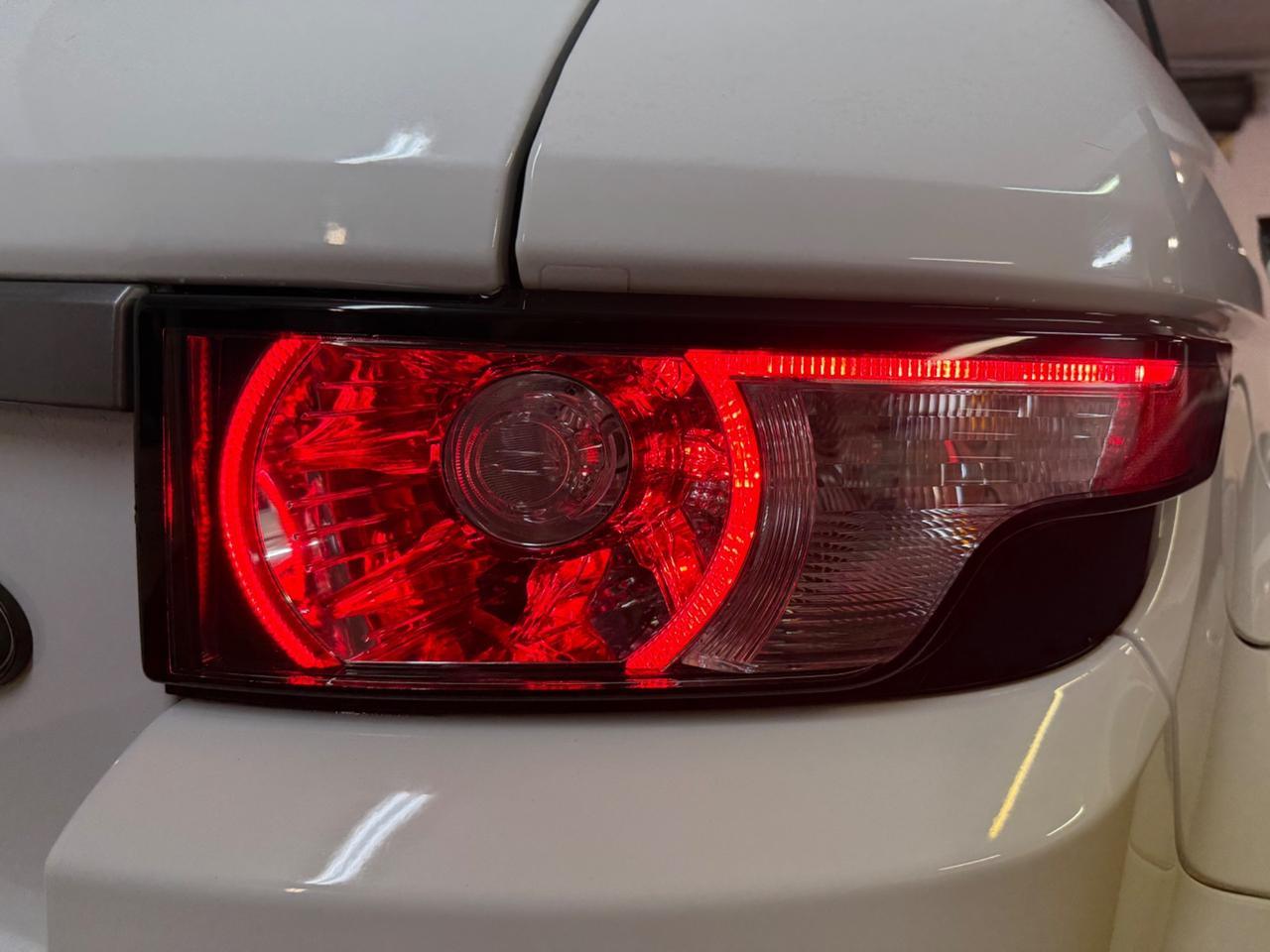 Land Rover Range Evoque 2.2 TD4 5p. Prestige