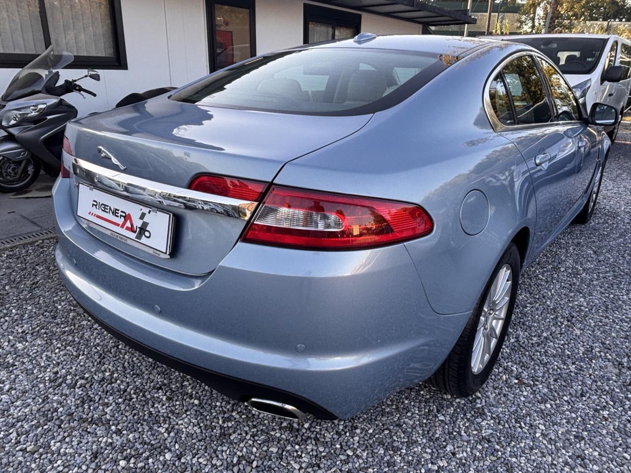 jaguar XF 2.7 D solo 54.000 km