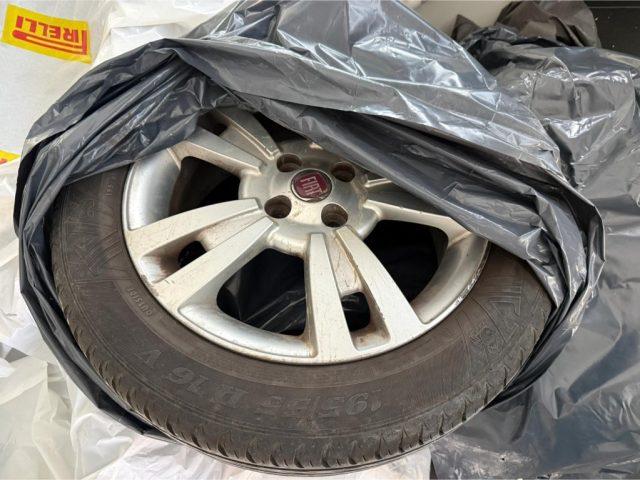 FIAT Qubo 1.4 8V 77 CV Easy Natural Power NEOPATENTATI