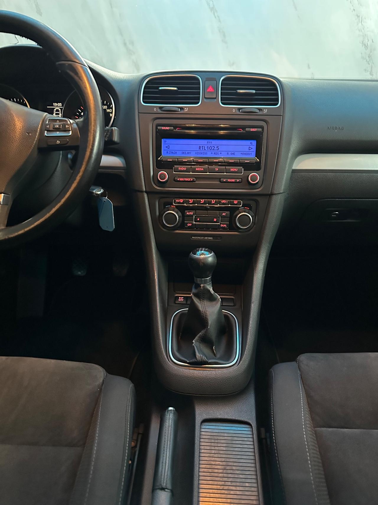 Volkswagen Golf 1.6 TDI DPF 5p. Highline