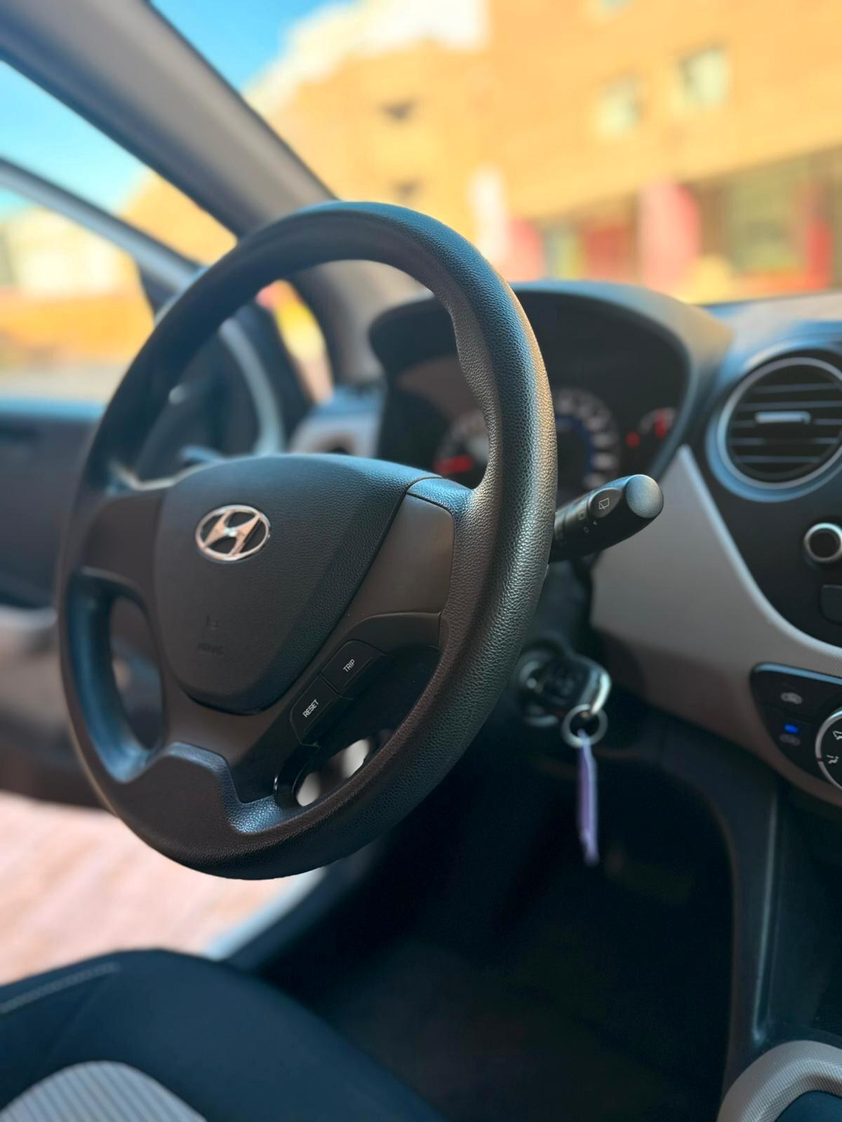Hyundai i10 1.0 MPI Login A/T