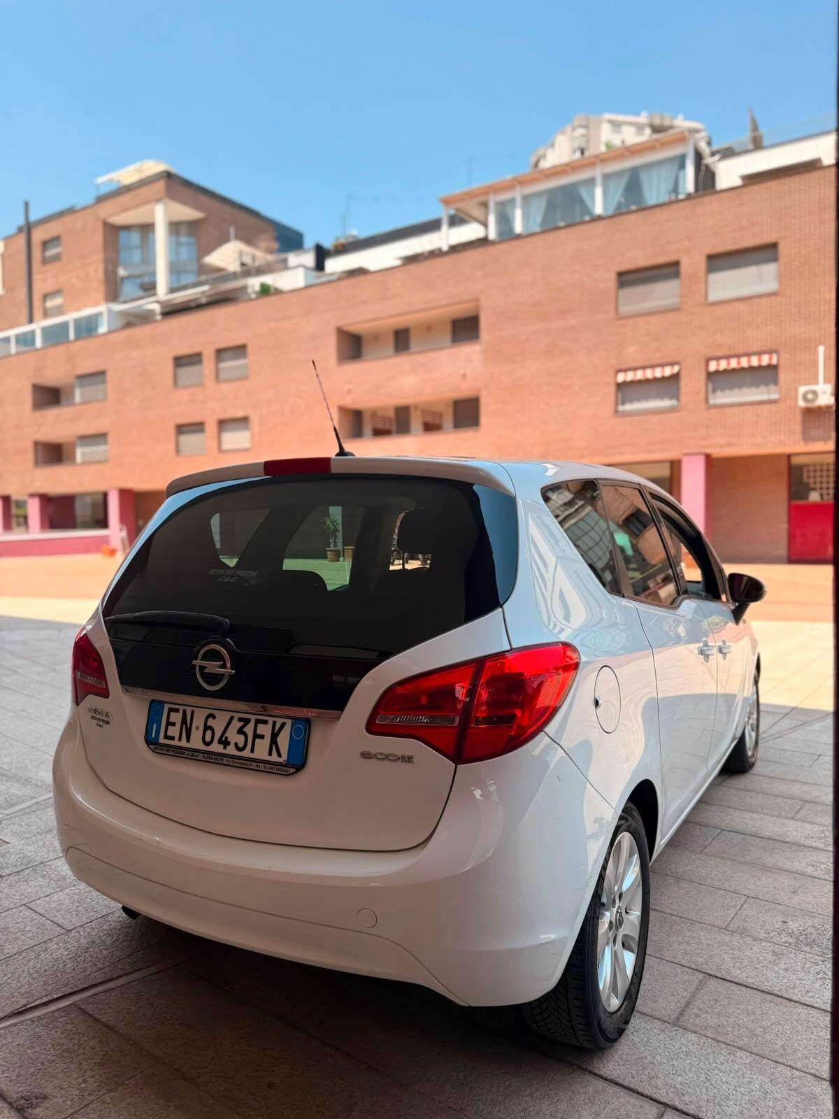 Opel Meriva 1.3 CDTI 95CV ecoFLEX Cosmo
