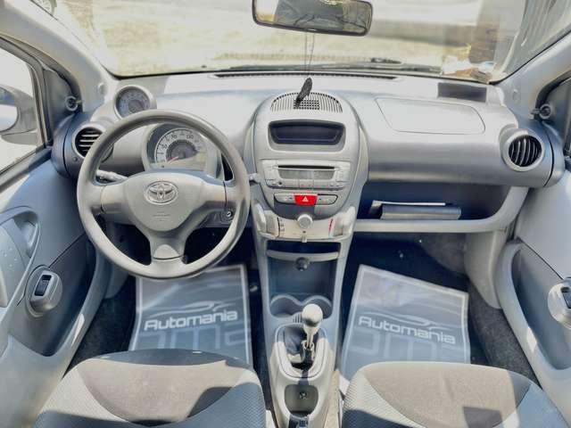 Toyota Aygo 5p 1.0 12V VVT-i 5 porte Sol NEOPATENTATI\GARANZIA