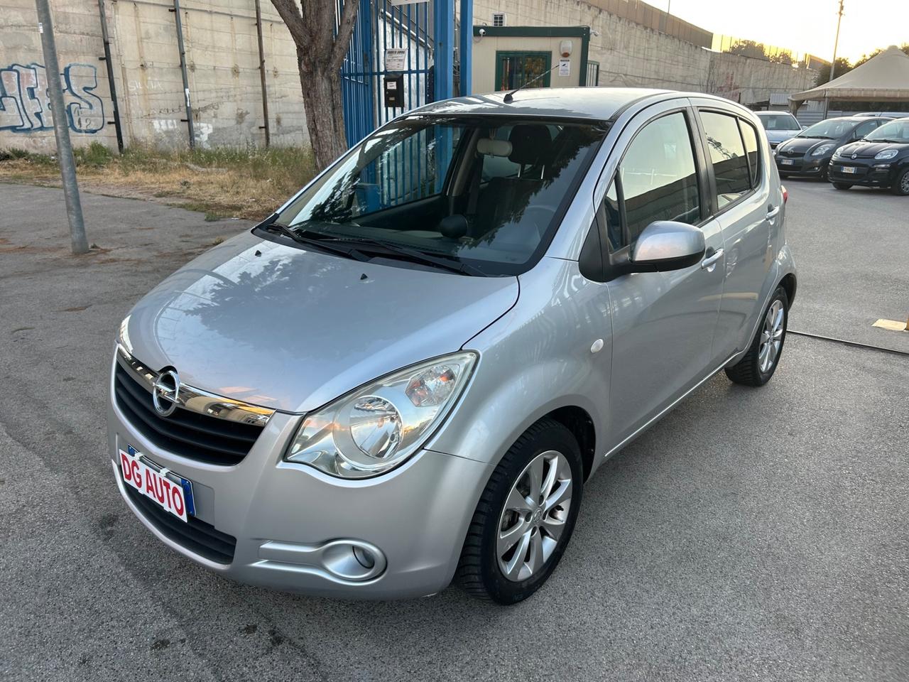 Opel Agila 1.2 benzina 94 cavalli 2014