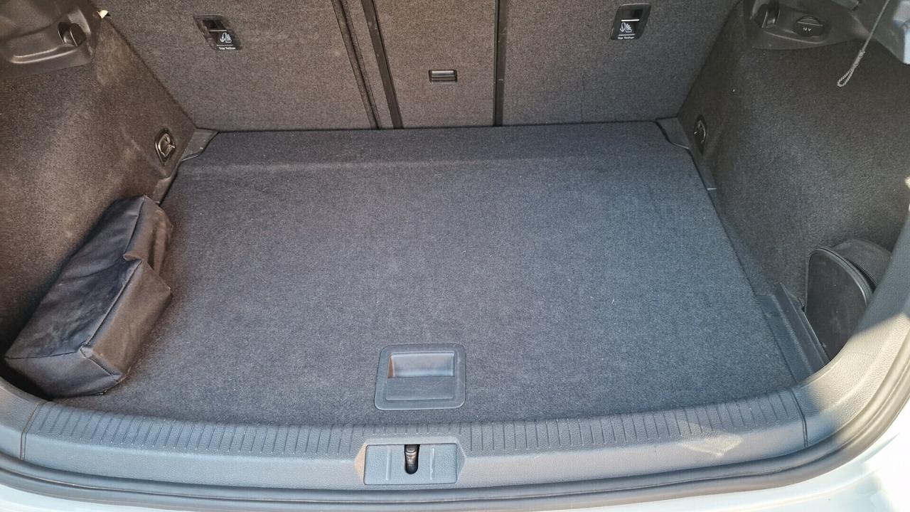 Volkswagen Golf 1.4 TGI (VENDUTA)