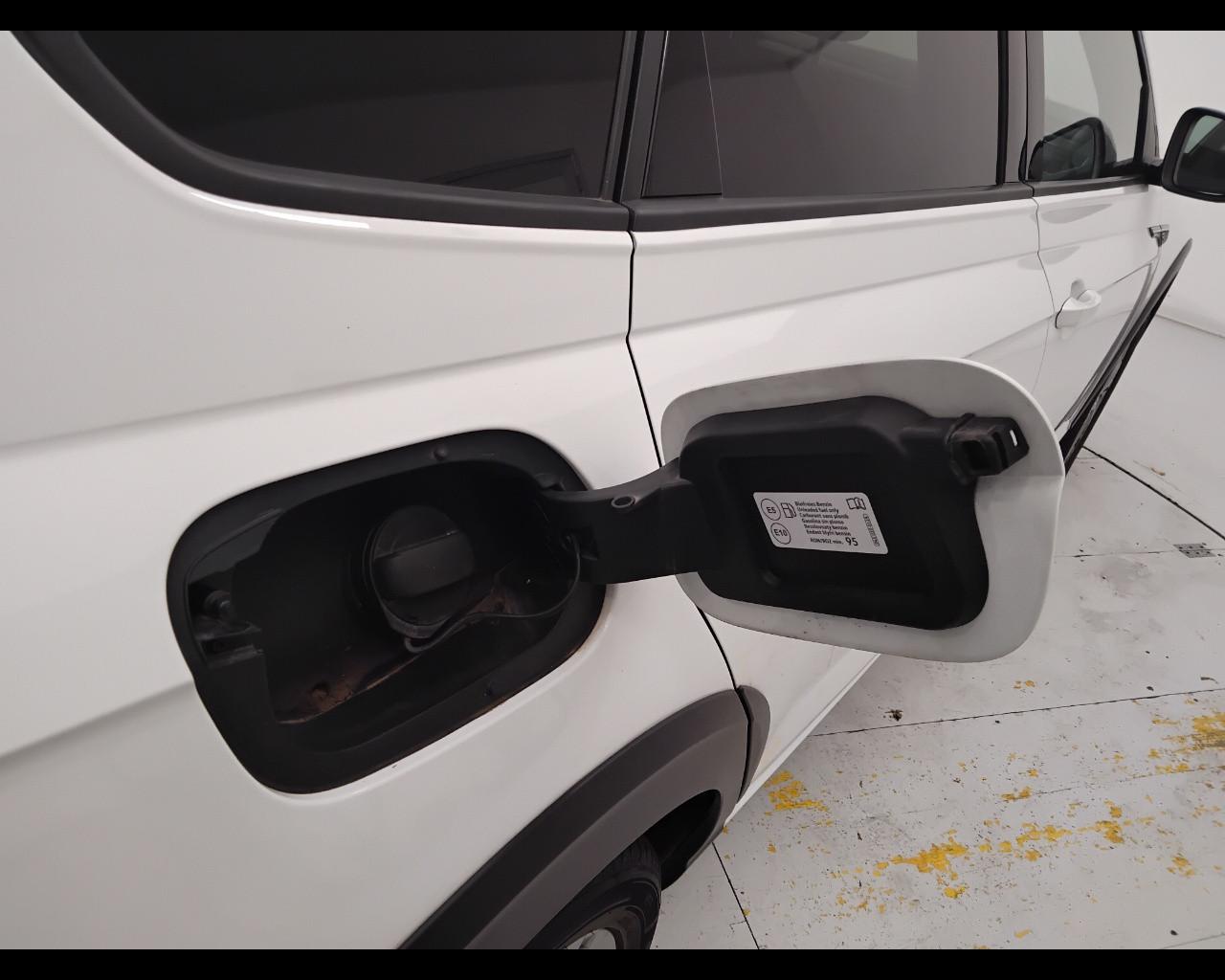 VOLKSWAGEN Taigo - Taigo 1.0 tsi R-Line 110cv