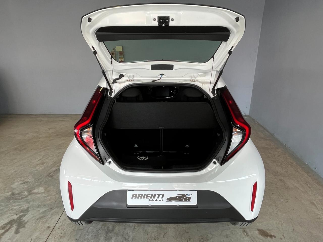 Toyota Aygo X 1.0cc ACTIVE 72cv-NESSUN VINCOLO FINANZ.