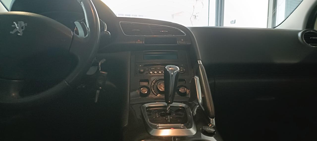 Peugeot 3008 1.6 e-HDi 115CV cambio robotizzato Stop&Start Active