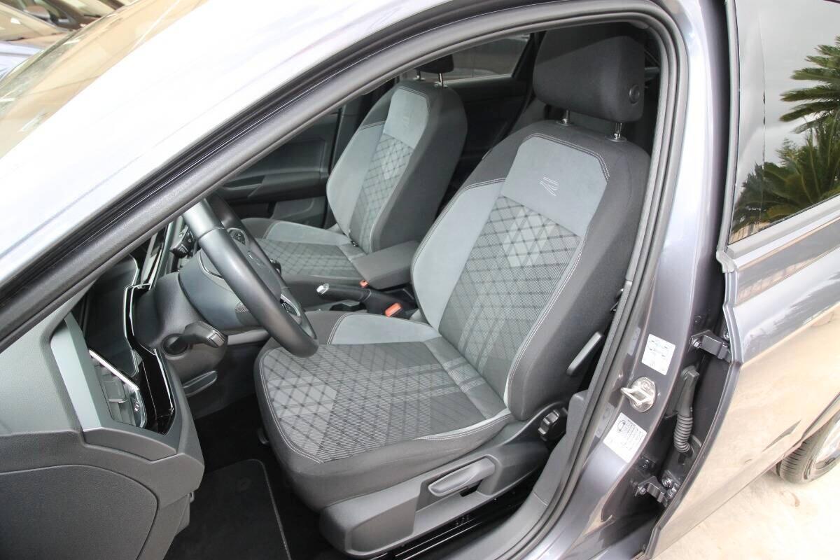 Volkswagen Taigo 1.0 TSI 110 CV R-Line | 2022