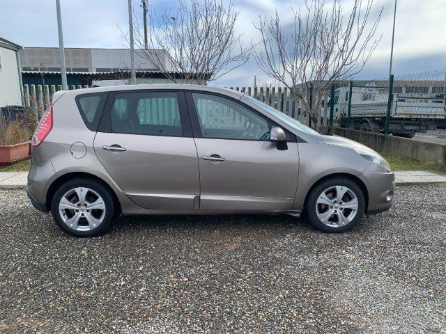 RENAULT Scenic 1.4 16V TCE Dynamique