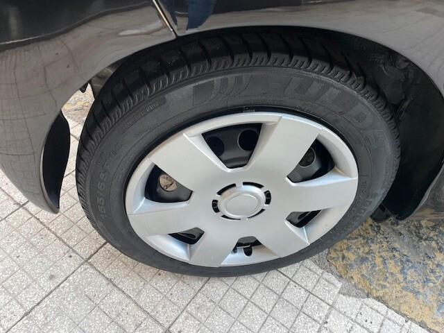 Toyota Aygo 1.0 12V VVT-i 5 porte Sol