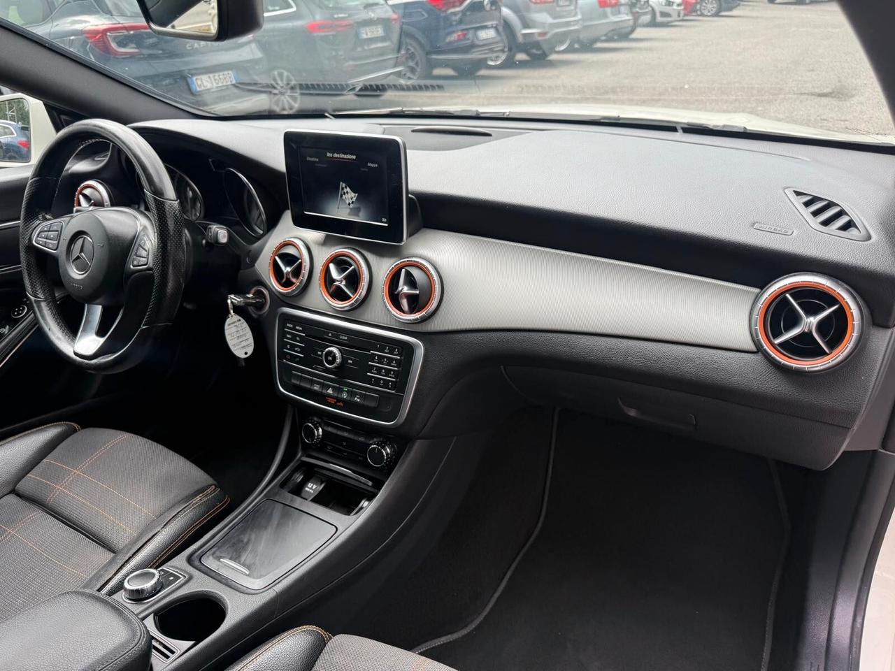 Mercedes-benz CLA 200 180 d S.W. Automatic Premium