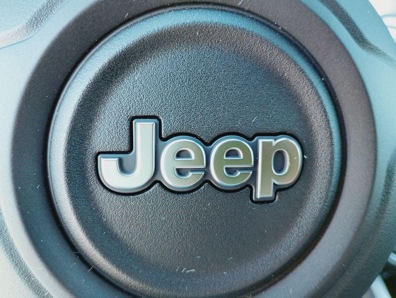 Jeep Avenger e-Hybrid 1.2 MHEV e-Hybrid Turbo Altitude