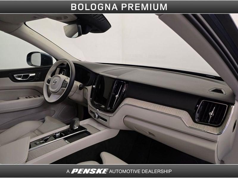 Volvo XC60 XC60 B4 (d) AWD automatico Plus Bright