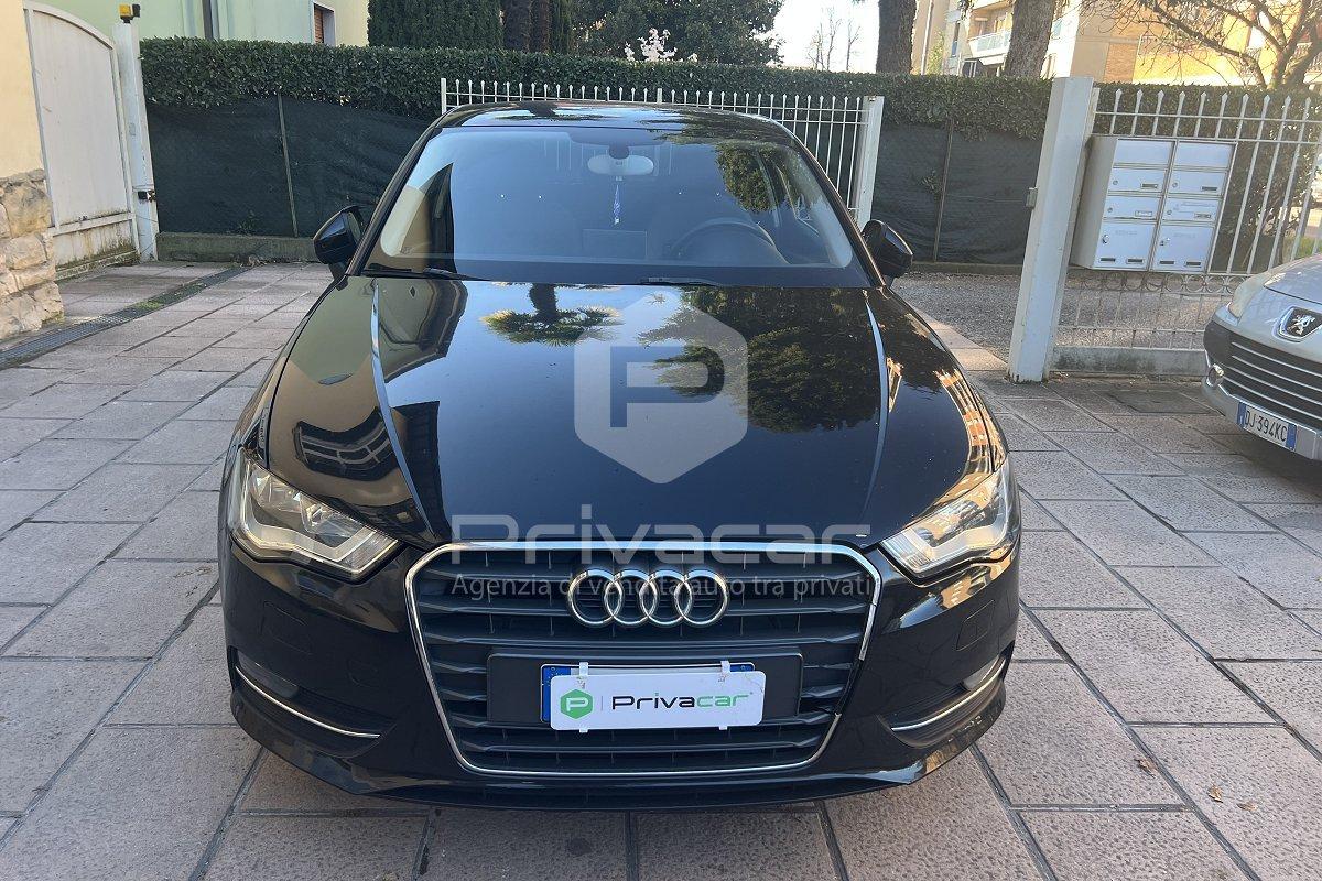 AUDI A3 1.6 TDI Attraction