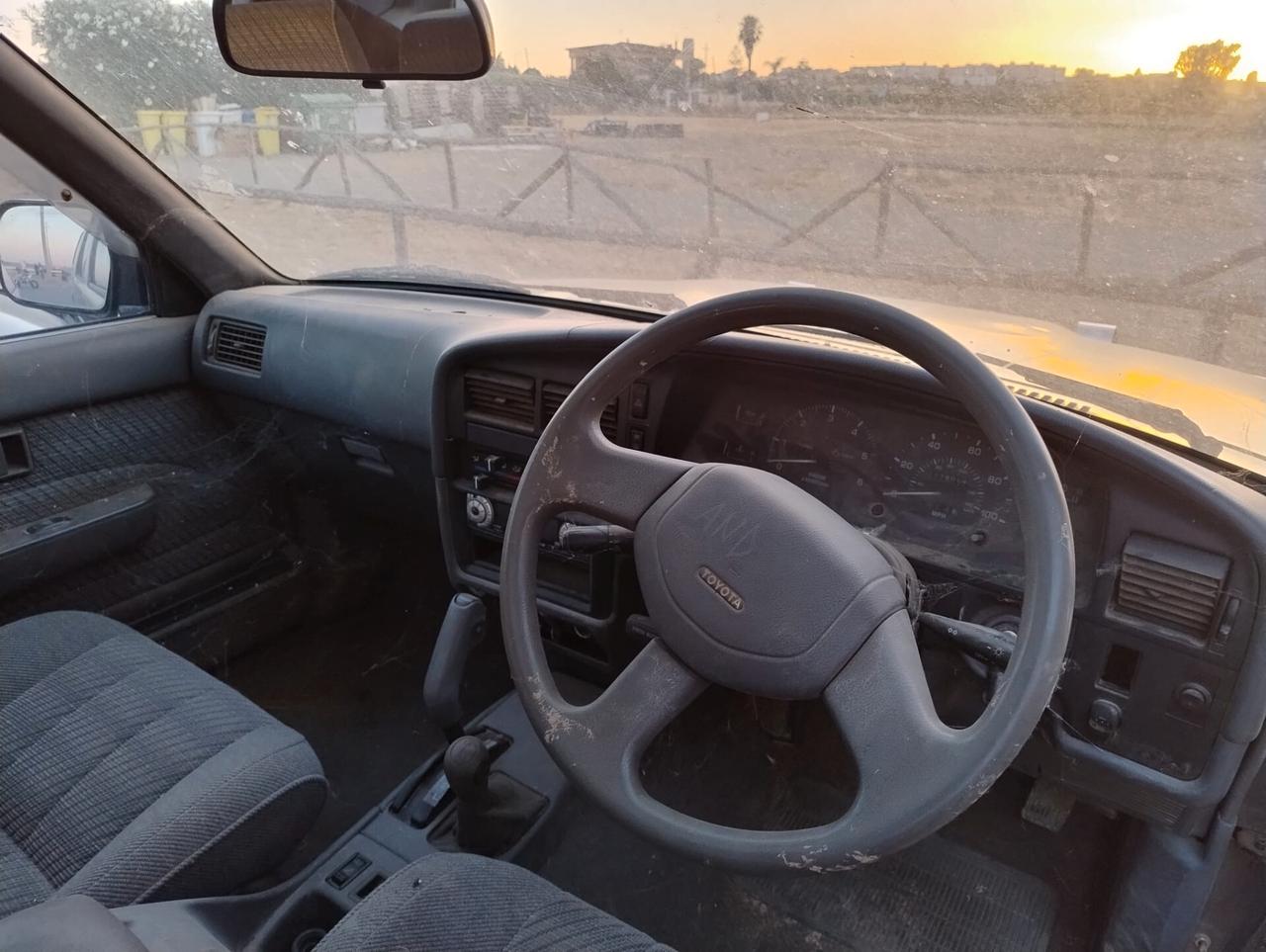 Toyota Hilux 4 Runner 2.4 turbodiesel 5 porte