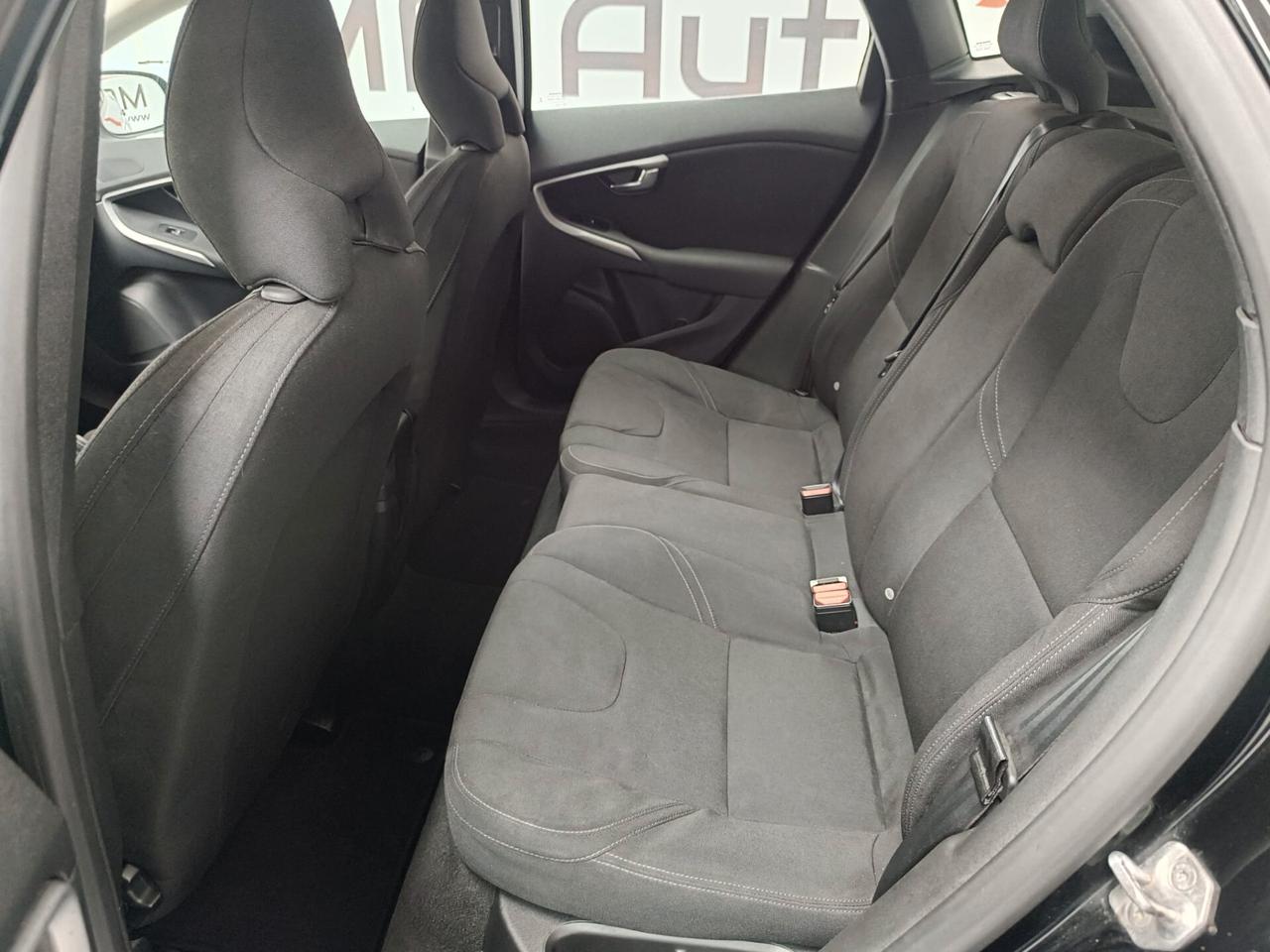 Volvo V40 D2 1.6 Momentum