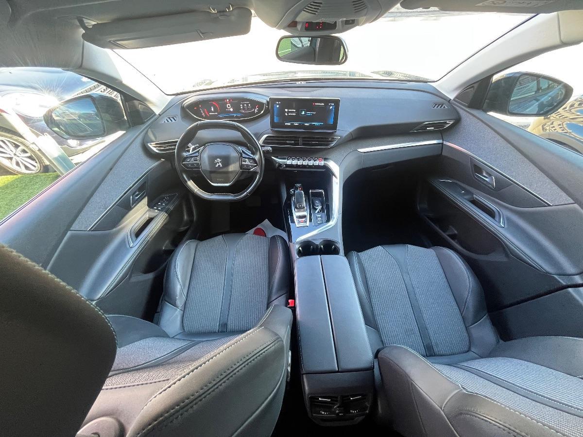 PEUGEOT 3008 BlueHDi 130 EAT8 ALLURE 64.000 KM