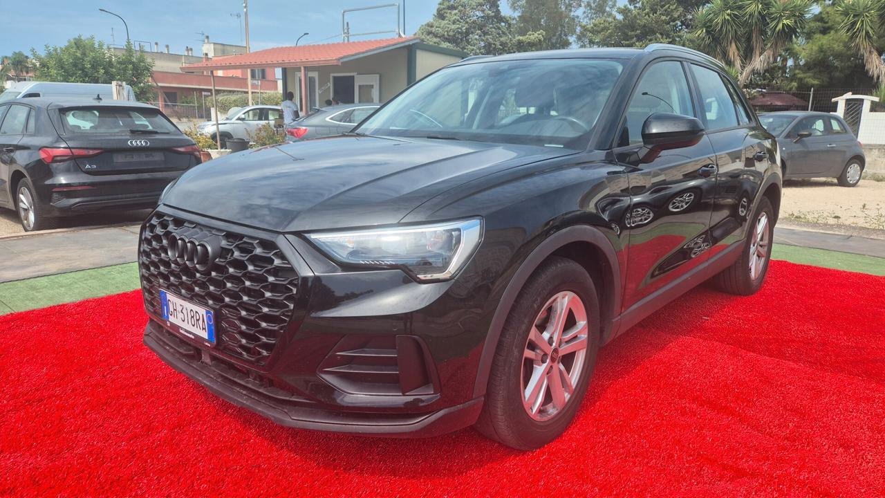 Audi Q3 35 TDI S tronic Sport Business Advanced