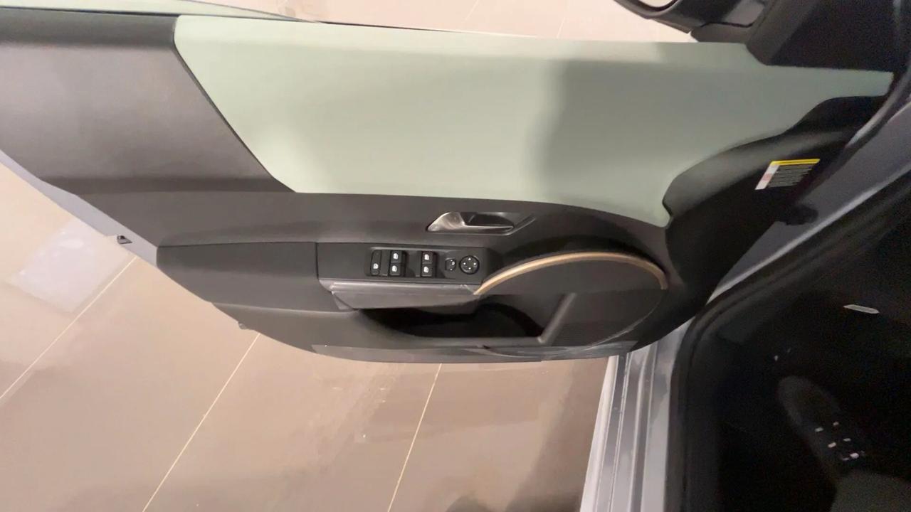 Lancia Ypsilon Hybrid e-DCT