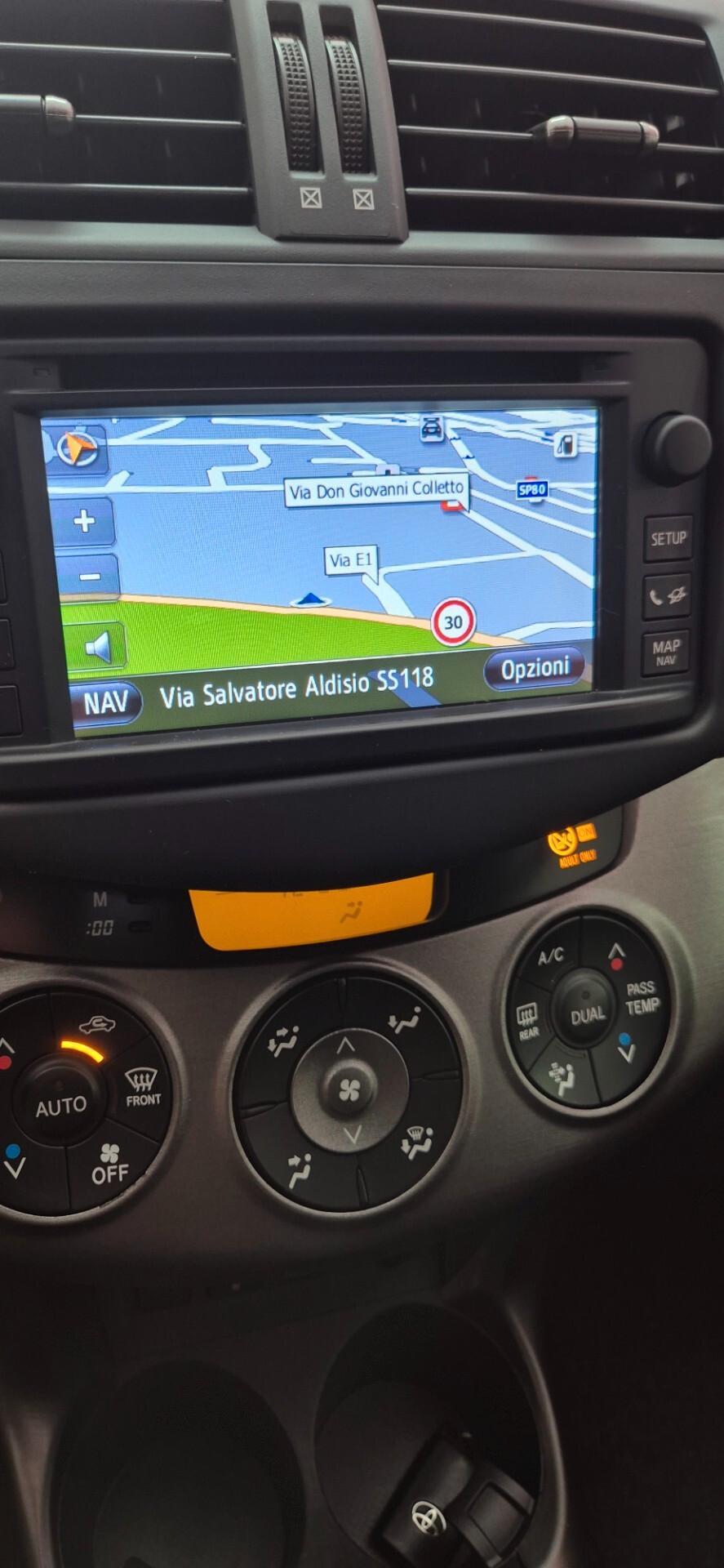 Toyota RAV 4 RAV4 Crossover 2.2 D-4D 150 CV Lounge