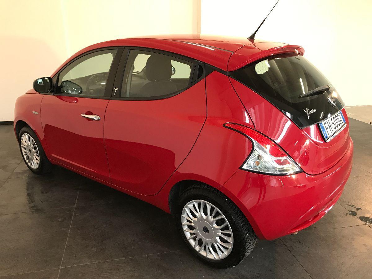 LANCIA Ypsilon 1.2 69 CV 5p. GPL Ecochic Gold