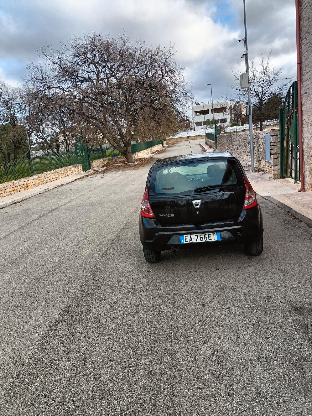 Dacia Sandero 1.4 8V GPL Lauréate ok neopatentati