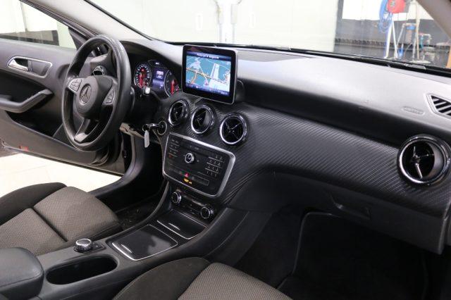 MERCEDES-BENZ GLA 180 d Automatic Executive