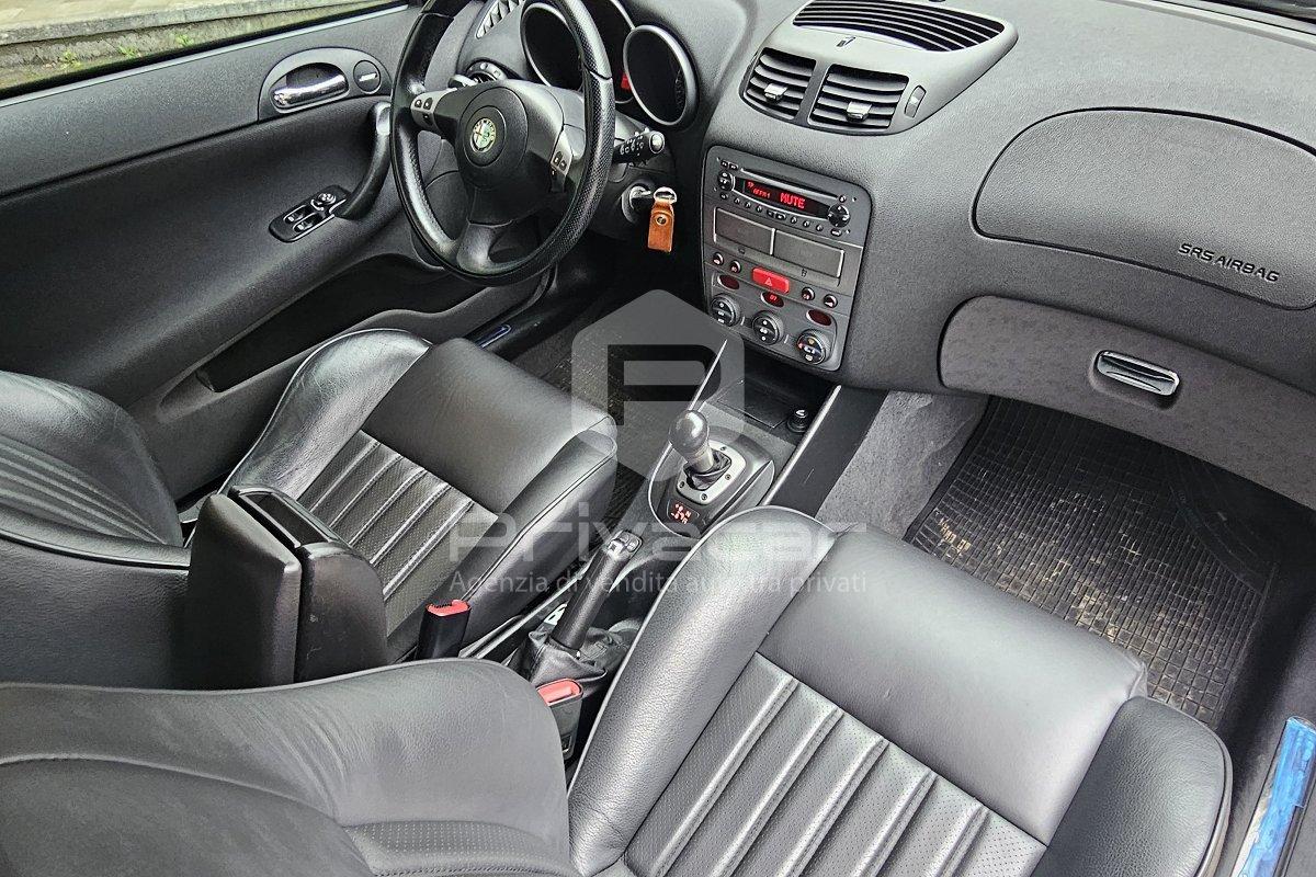 ALFA ROMEO 147 2.0i 16V T.S. cat Selespeed 3p. Dist.