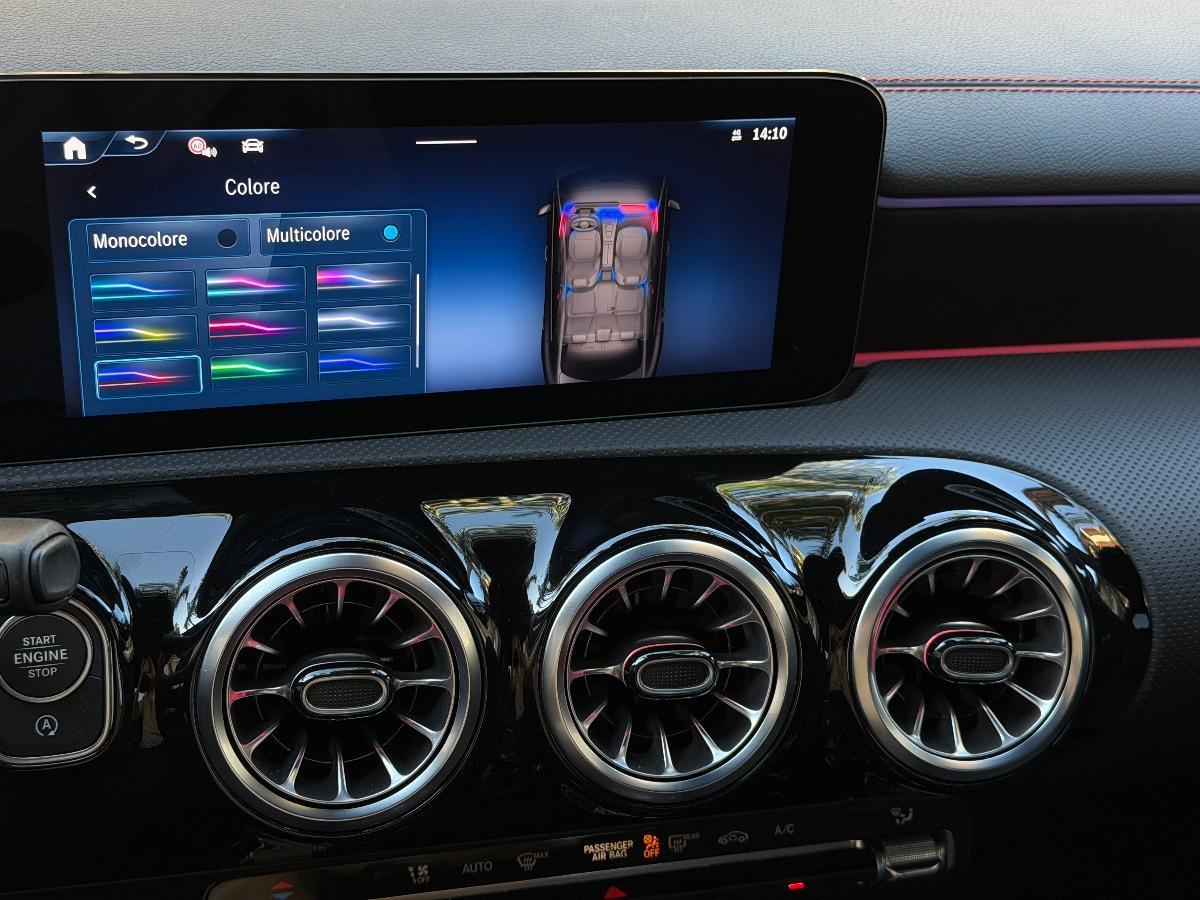 New Mercedes CLA 200d Premium AMG Night Edition 150CV