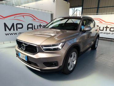 Volvo XC40 D3 AWD Geartronic Momentum Pro